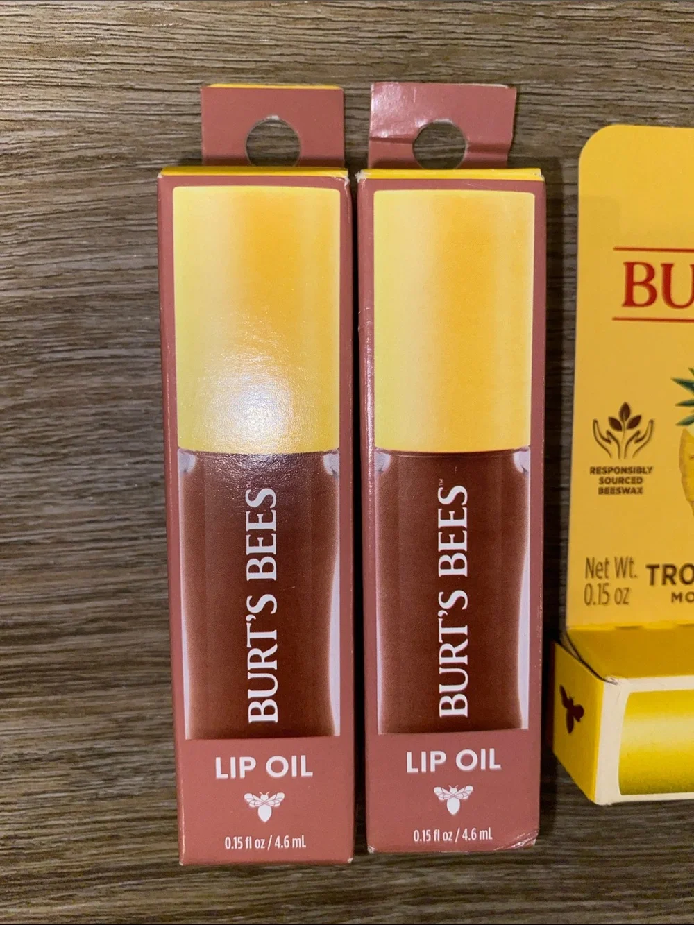 Burts Bees natural pineapple